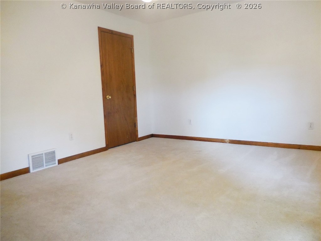 94 Pinewood Road Elkview, WV 25071 - Photo 7 of 27 Gallery Image 7