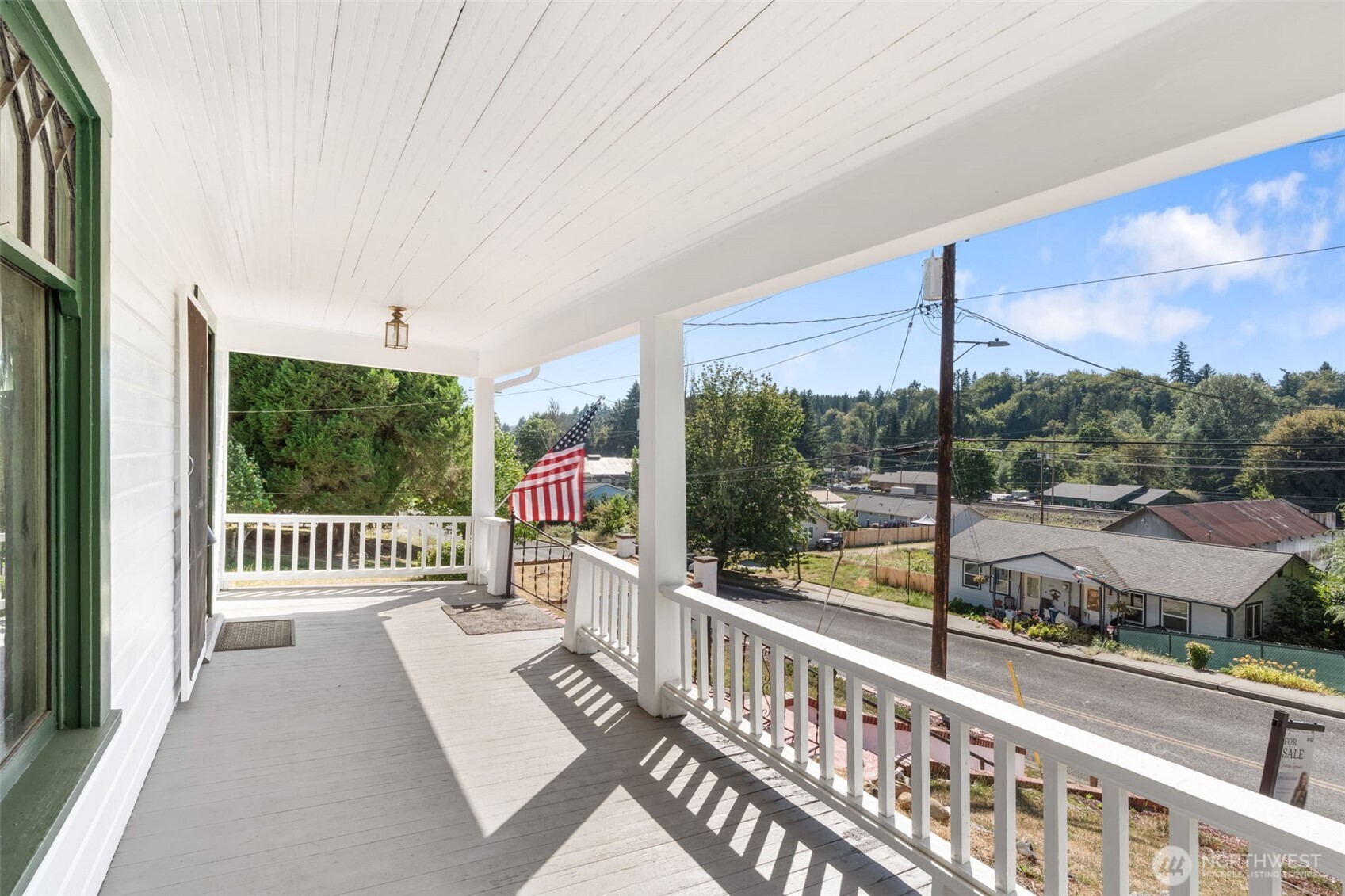 216 Southeast 1st Street Winlock, WA 98596 - Photo 7 of 40