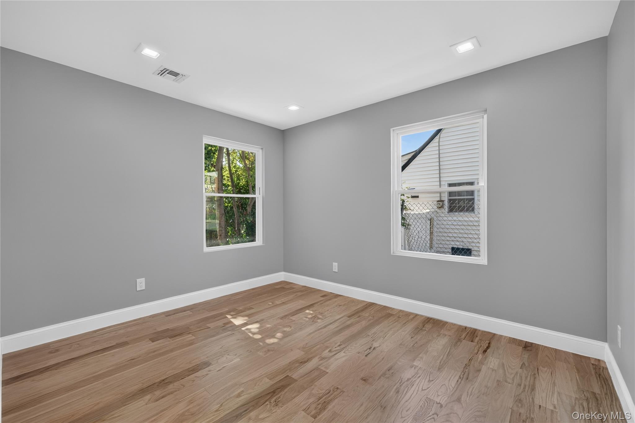 34 Wilson Road Valley Stream, NY 11581 - Photo 14 of 30 Gallery Image 14