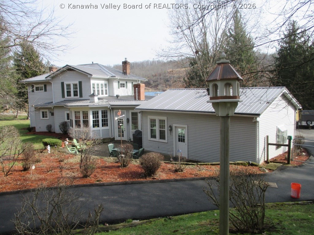 6074 Charleston Road Ripley, WV 25271 - Photo 4 of 30 Gallery Image 4