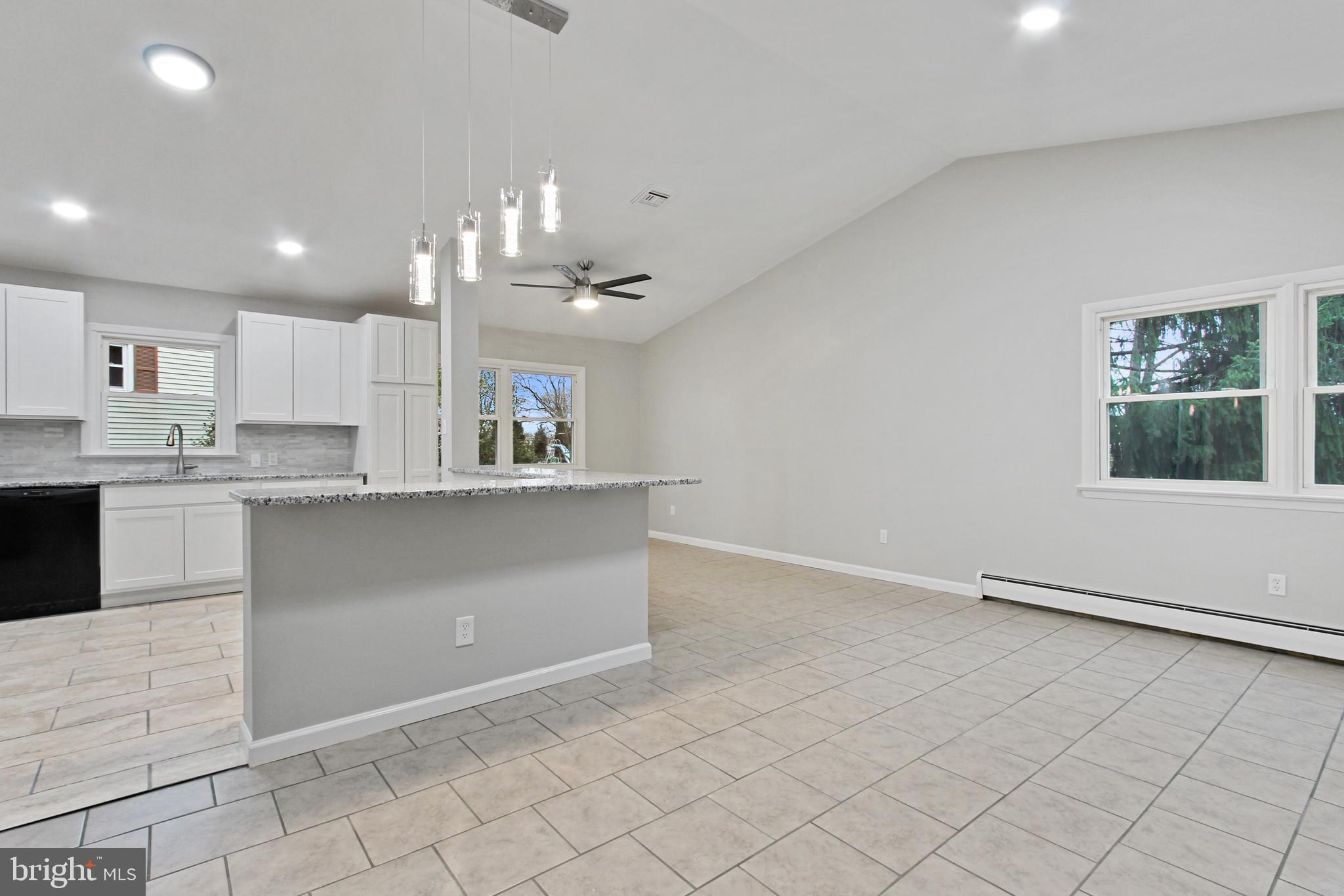 425 Clearview Road Hanover, PA 17331 - Photo 4 of 28 Gallery Image 4
