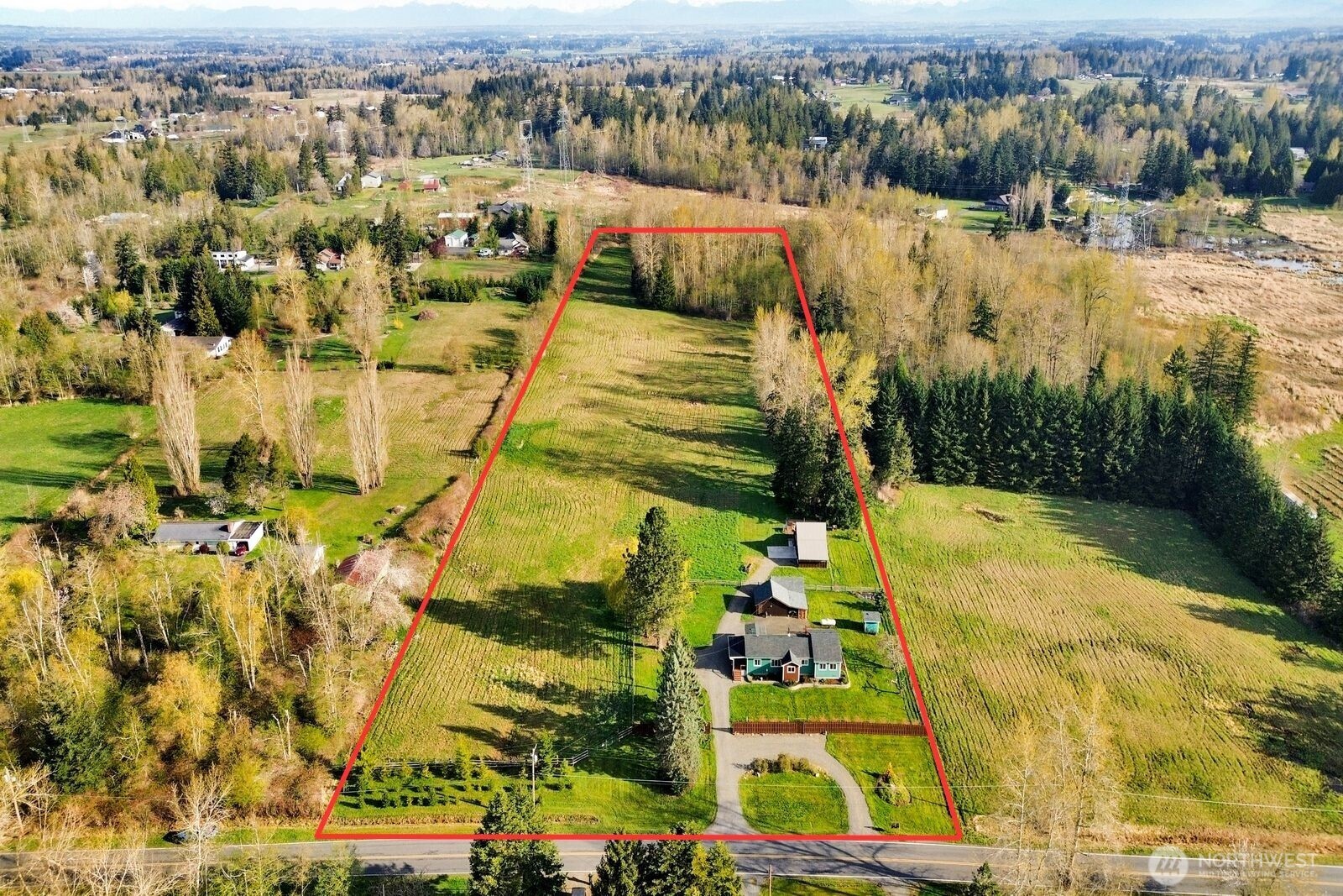 470 Kelly Road Bellingham, WA 98226 - Photo 3 of 40