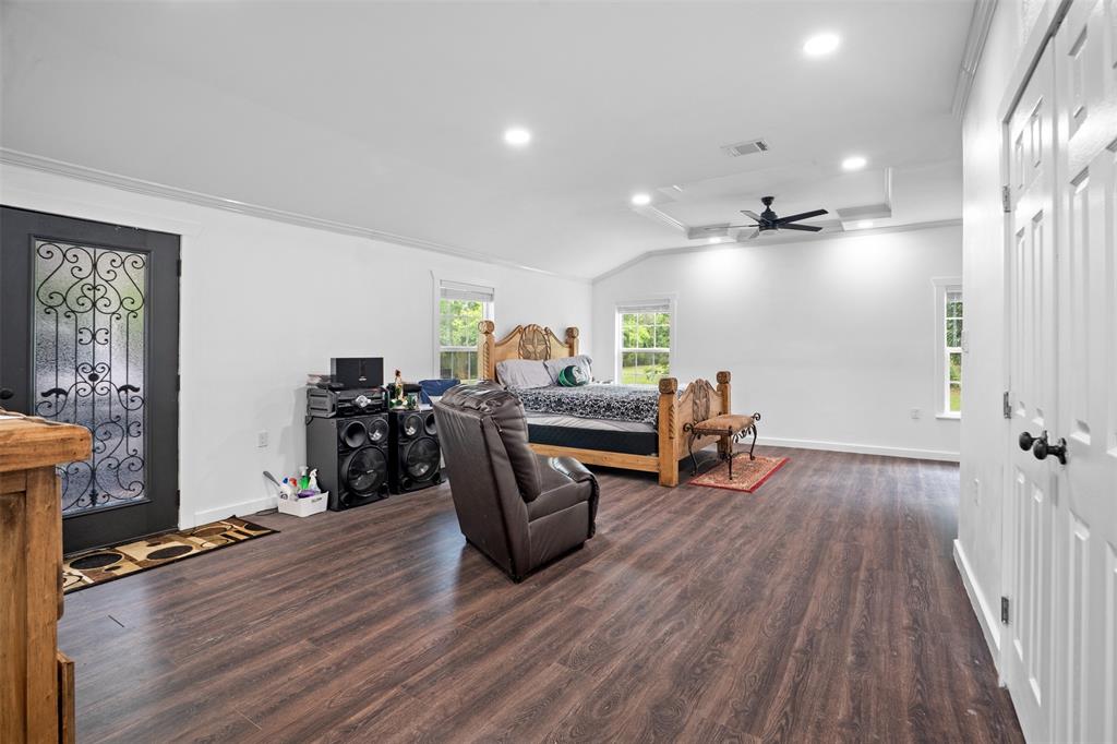 1112 West Pleasant Run Road, Unit D DeSoto, TX 75115 - Photo 23 of 35