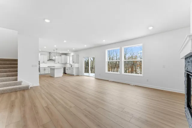 $655,405 | 1918 Timber Lane, Carver, MN 55315