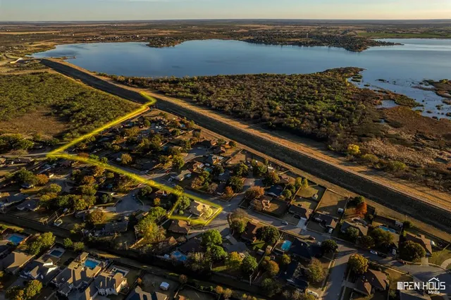 $220,000 | 1 Masterson Circle, Wichita Falls, TX 76308