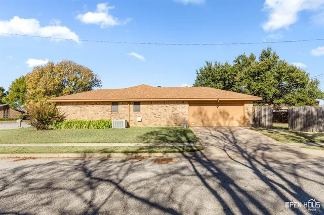 $220,000 | 1 Masterson Circle, Wichita Falls, TX 76308