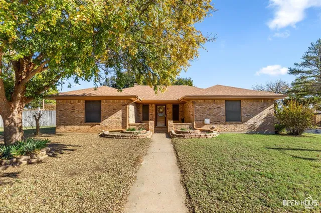 $220,000 | 1 Masterson Circle, Wichita Falls, TX 76308