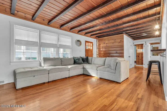 $2,900 | 228 Fischer Boulevard, Toms River, NJ 08753