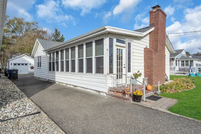 $2,900 | 228 Fischer Boulevard, Toms River, NJ 08753