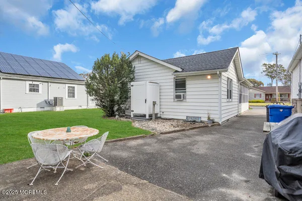 $2,750 | 228 Fischer Boulevard, Toms River, NJ 08753