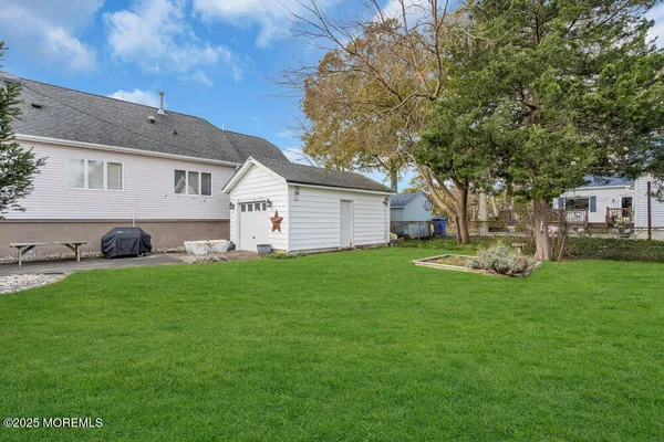 $2,750 | 228 Fischer Boulevard, Toms River, NJ 08753