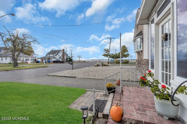 $2,900 | 228 Fischer Boulevard, Toms River, NJ 08753