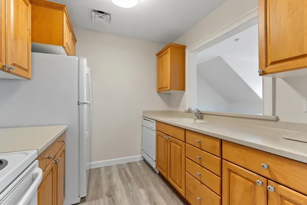 $375,000 | 27 Hartland Way, Unit 309, Acton, MA 01720