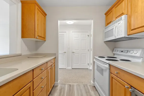 $375,000 | 27 Hartland Way, Unit 309, Acton, MA 01720