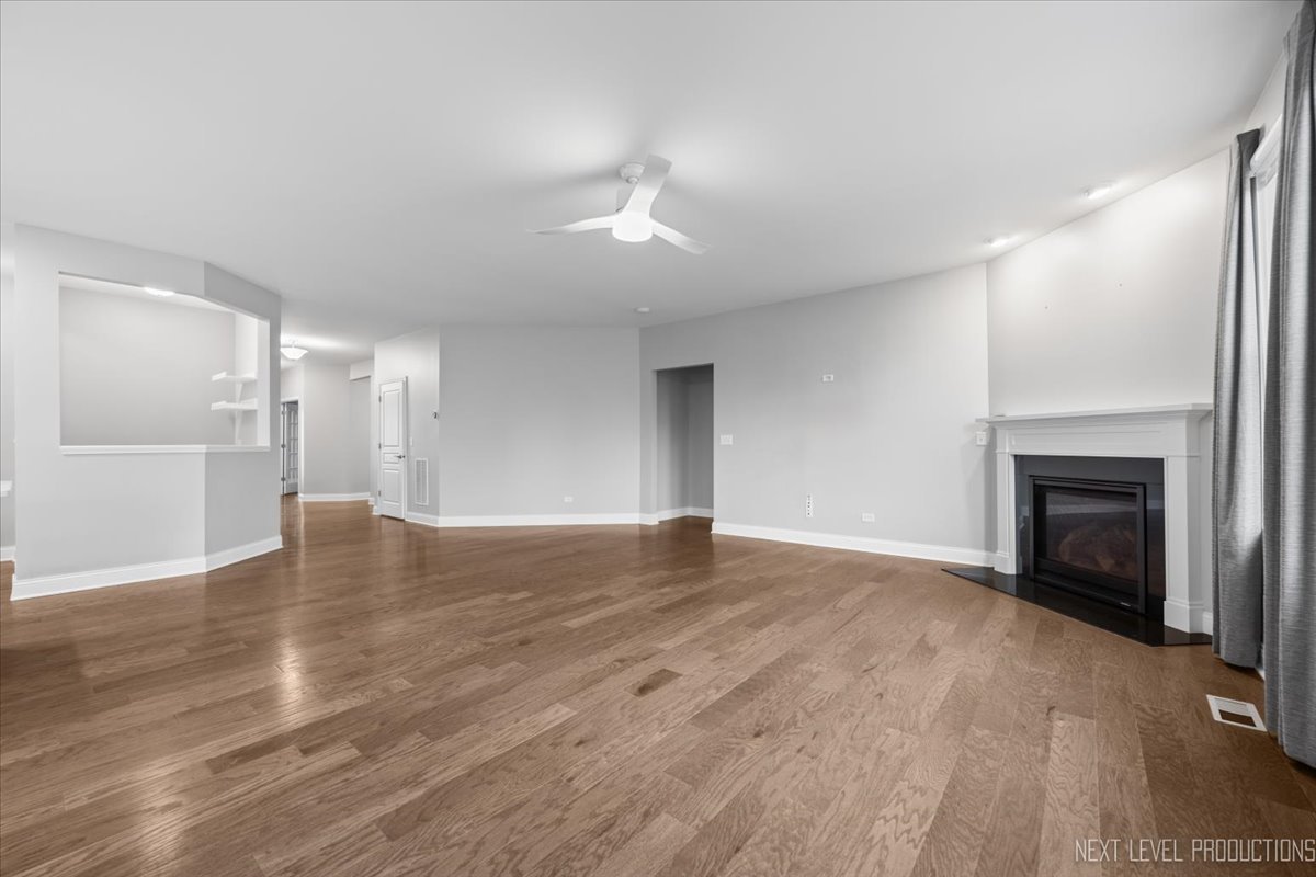719 Foxborough Road South Elgin, IL 60177 - Photo 14 of 34 Gallery Image 14