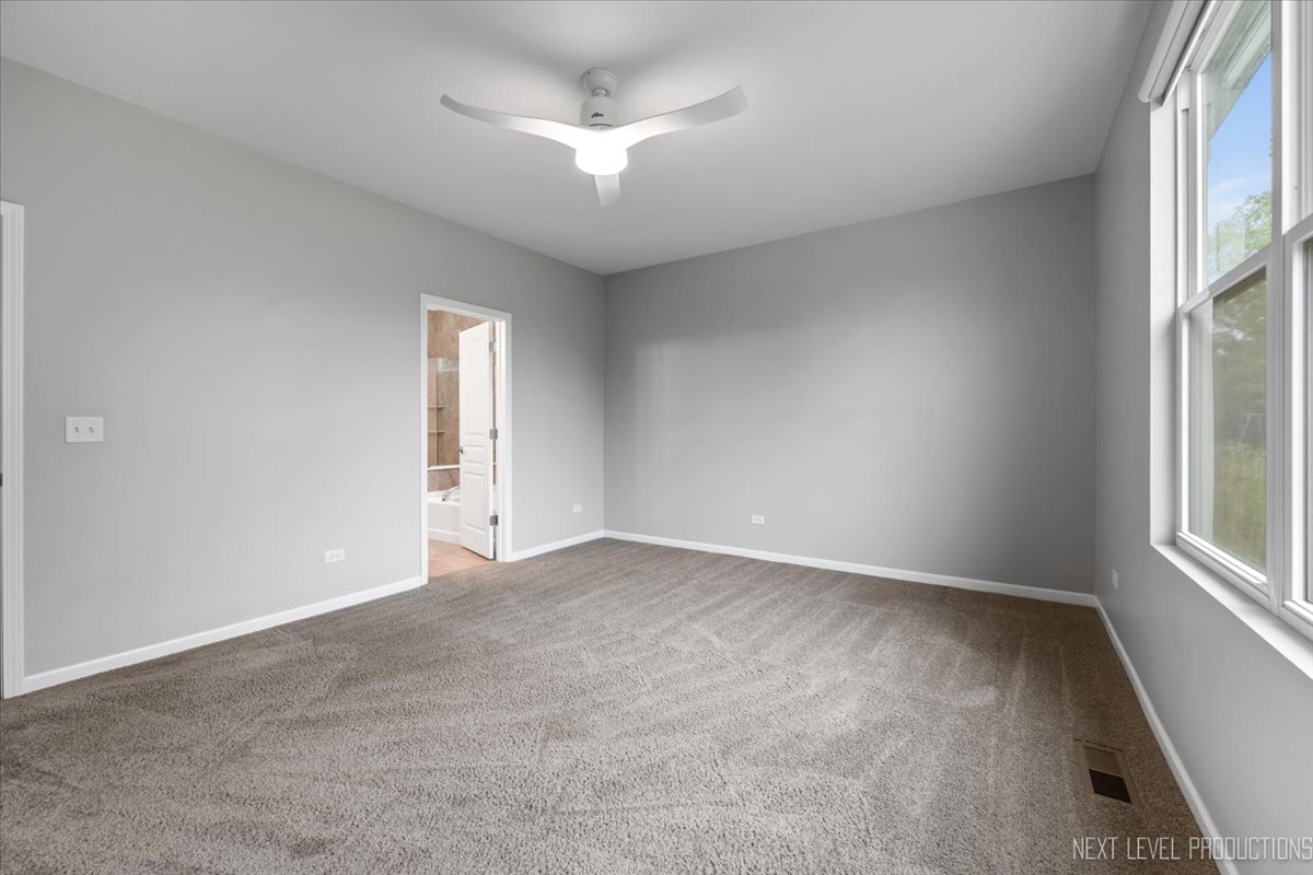 719 Foxborough Road South Elgin, IL 60177 - Photo 18 of 34 Gallery Image 18