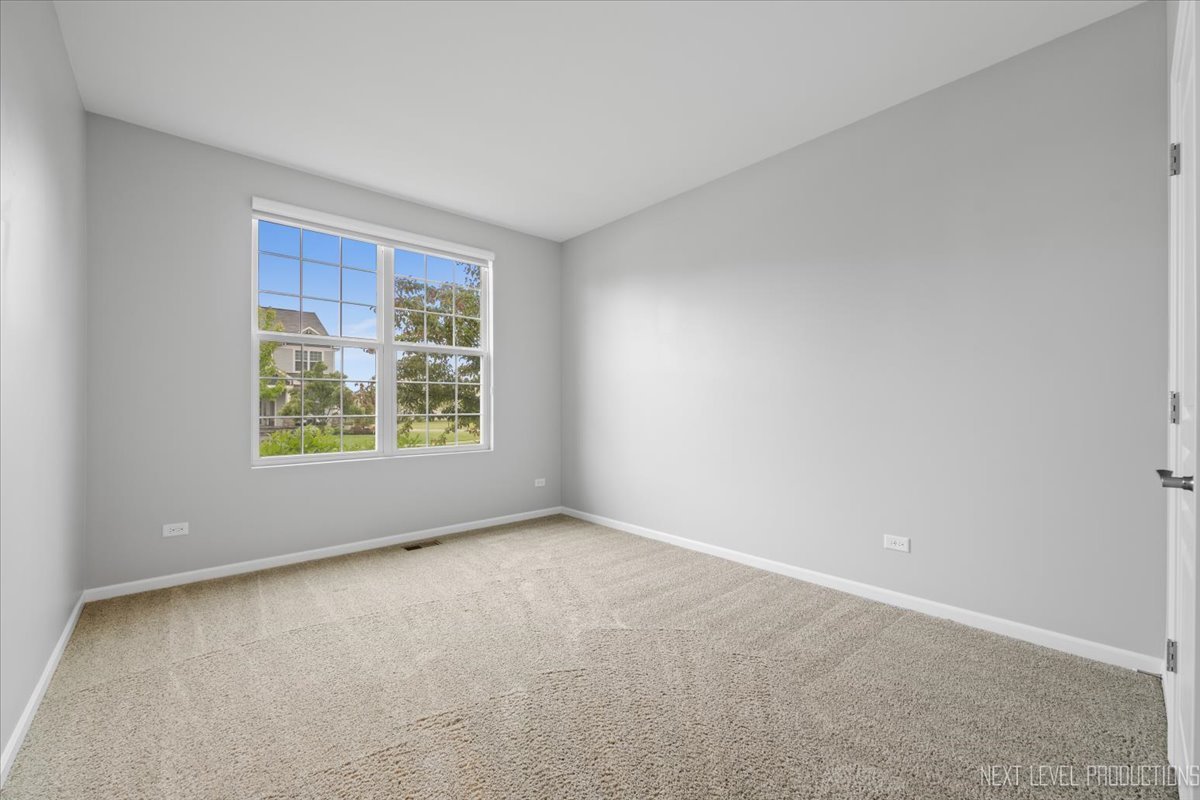 719 Foxborough Road South Elgin, IL 60177 - Photo 23 of 34 Gallery Image 23