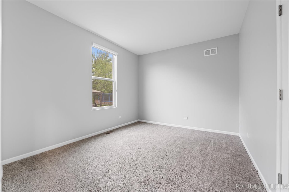 719 Foxborough Road South Elgin, IL 60177 - Photo 24 of 34 Gallery Image 24