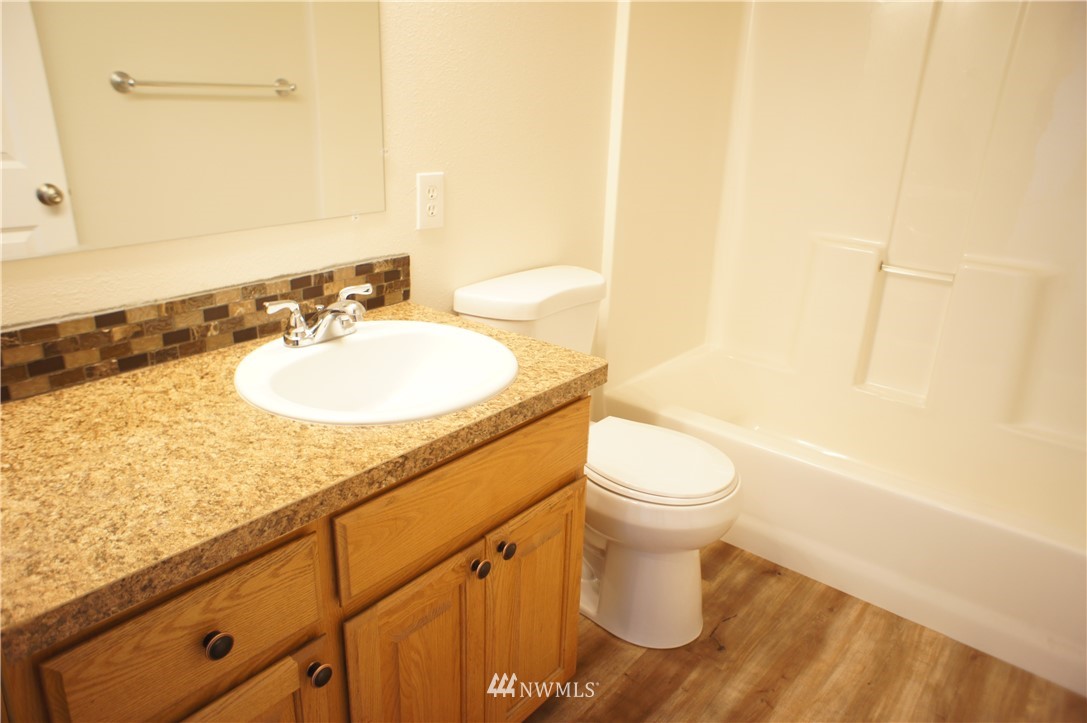 8737 181st Way Southwest Rochester, WA 98579 - Photo 14 of 18