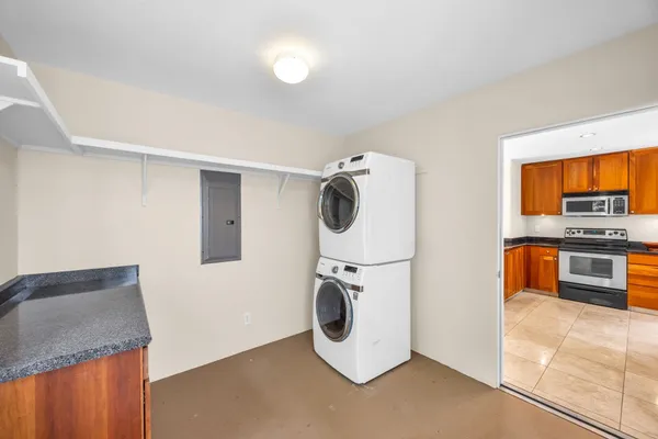 $2,325,000 | 3386 East Lani Ikena Way, Kihei, HI 96753