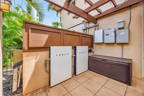 $2,225,000 | 3386 East Lani Ikena Way, Kihei, HI 96753