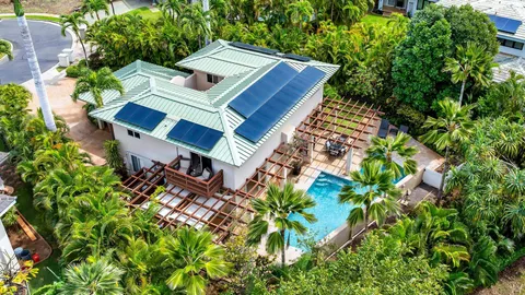 $2,225,000 | 3386 East Lani Ikena Way, Kihei, HI 96753
