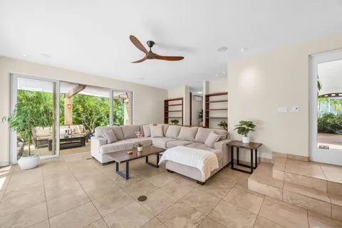 $2,325,000 | 3386 East Lani Ikena Way, Kihei, HI 96753