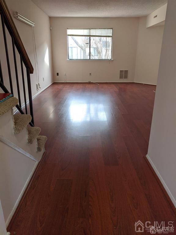 5903 Hana Road Edison, NJ 08817 - Photo 2 of 10
