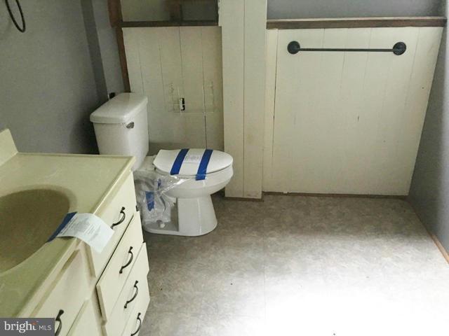 1230 Calvert Beach Road St. Leonard, MD 20685 - Photo 13 of 16 Bath