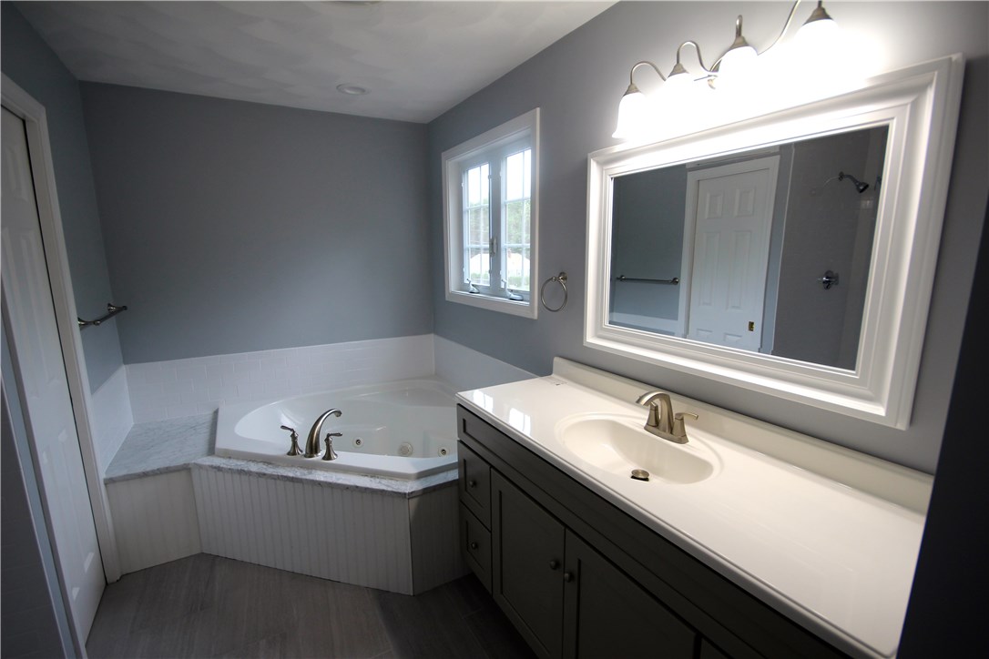 161 Lydia Avenue Woonsocket, RI 02895 - Photo 8 of 16 Gallery Image 8