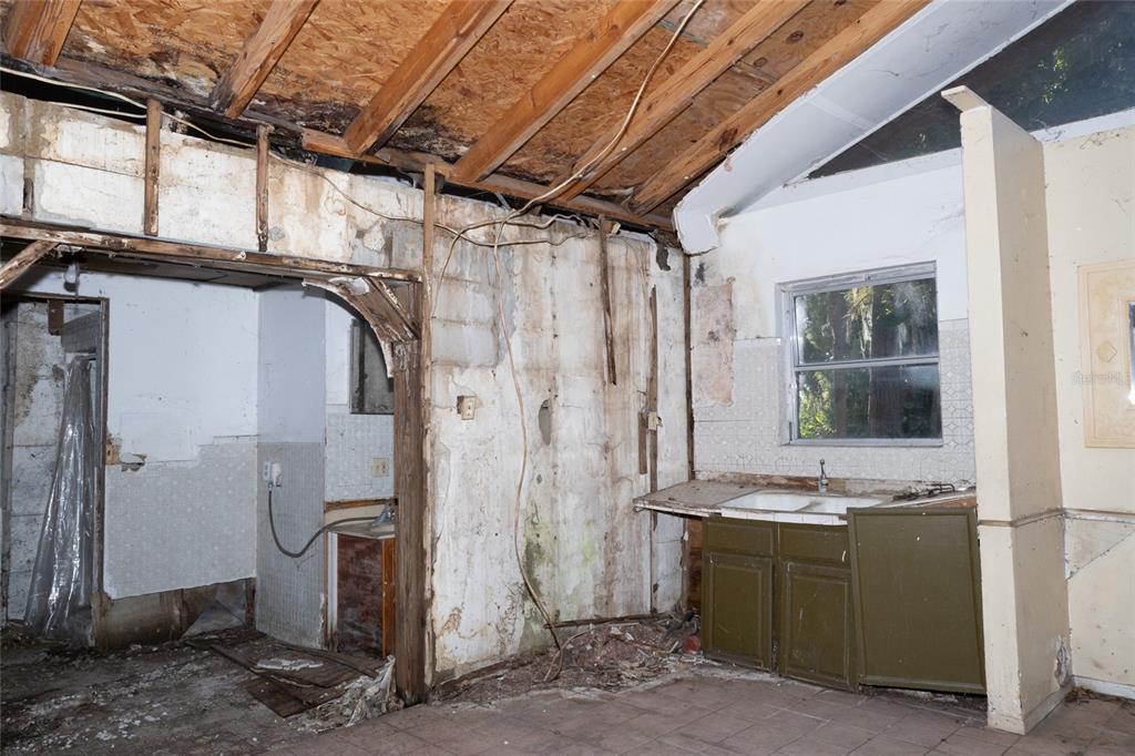 4711 Rio Grande Avenue Orlando, FL 32839 - Photo 23 of 38 a view of a storage & utility room