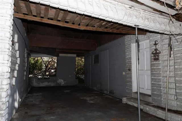 an empty room with closet