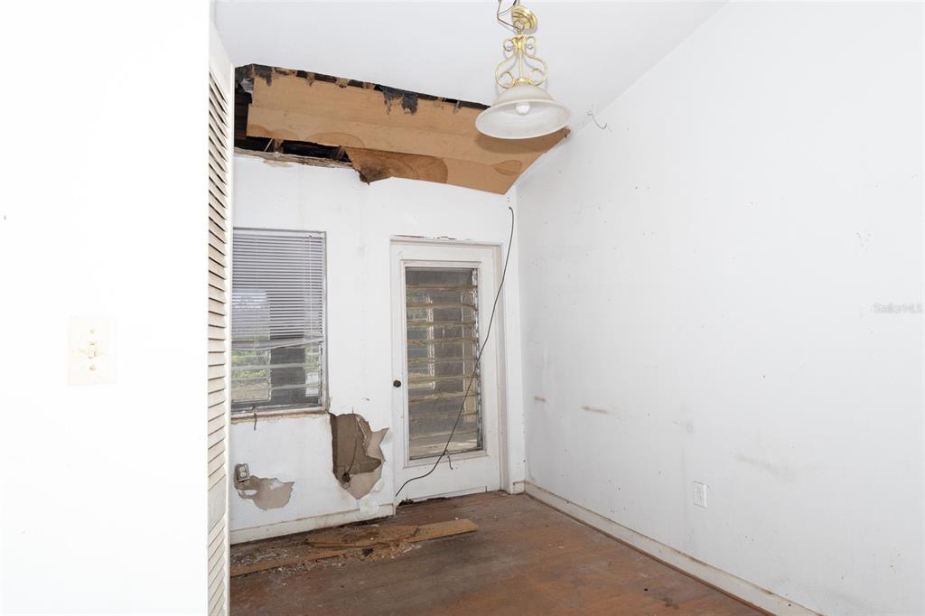 4711 Rio Grande Avenue Orlando, FL 32839 - Photo 35 of 38 a view of a room with utility room