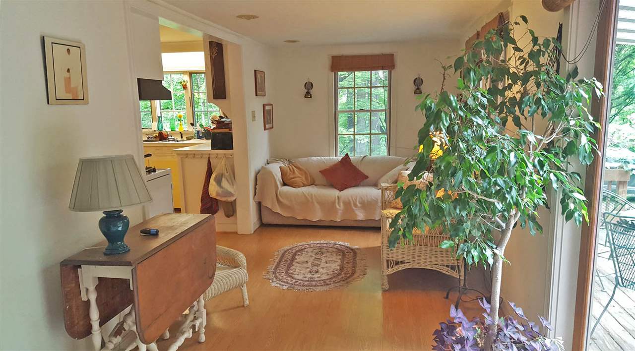 904 Middle Road Dummerston, VT 05301 - Photo 8 of 13
