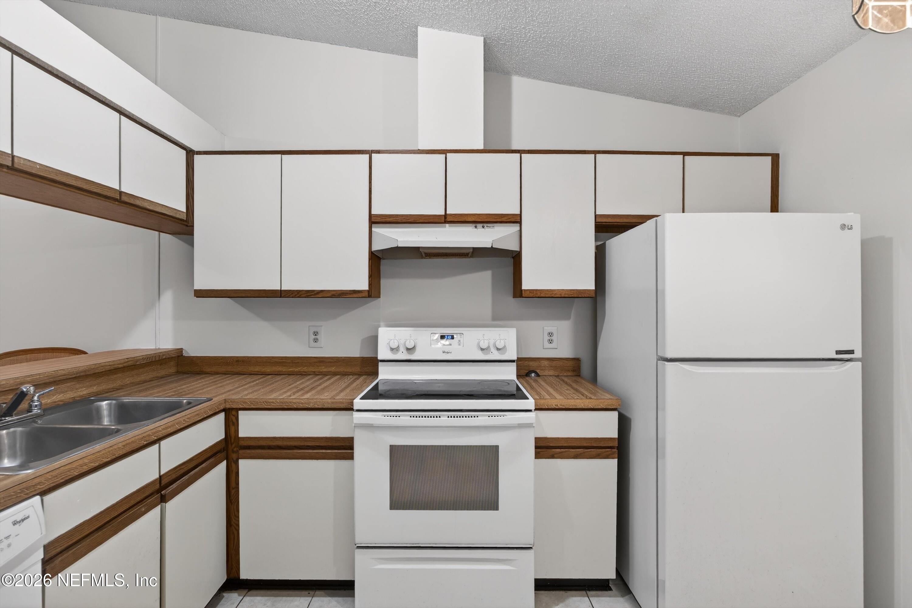 3801 Crown Point Road, Unit 1292 Jacksonville, FL 32257 - Photo 13 of 26 16-3801 Crown Point Rd #1292-28