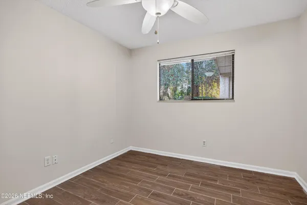 $127,000 | 3801 Crown Point Road, Unit 1292, Jacksonville, FL 32257