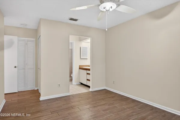 $127,000 | 3801 Crown Point Road, Unit 1292, Jacksonville, FL 32257