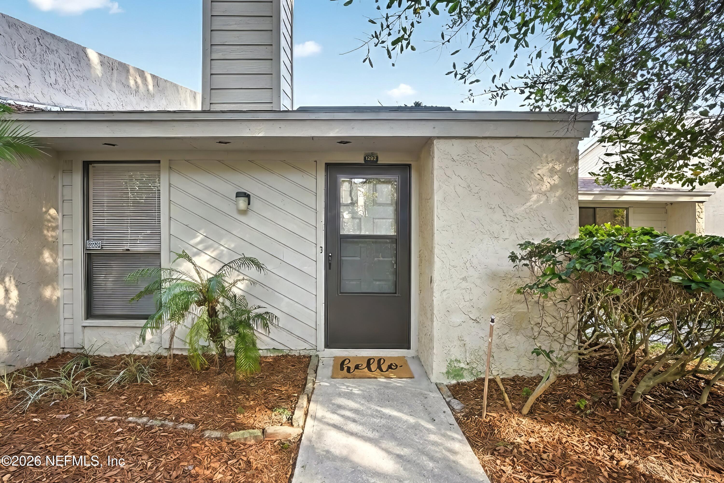 3801 Crown Point Road, Unit 1292 Jacksonville, FL 32257 - Photo 3 of 26 3801 Crown Point Rd _1292-6