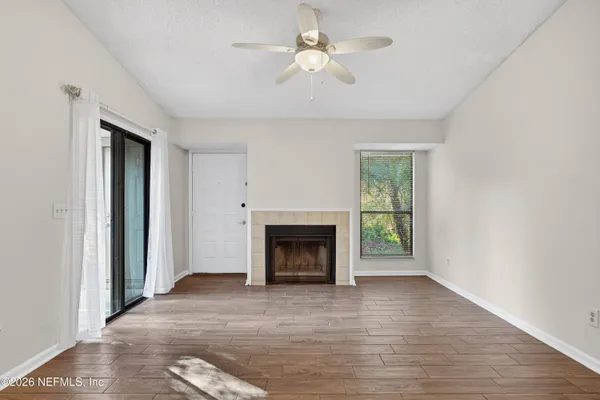 $127,000 | 3801 Crown Point Road, Unit 1292, Jacksonville, FL 32257