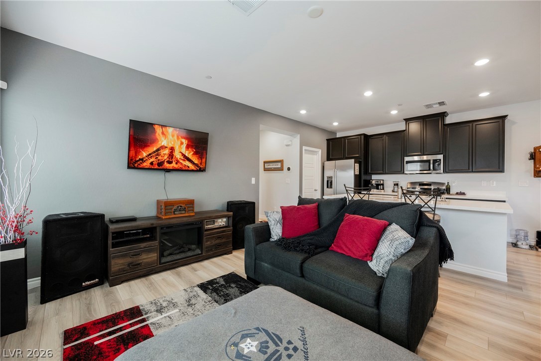 7308 North Decatur Boulevard, Unit 1 North Las Vegas, NV 89084 - Photo 17 of 43