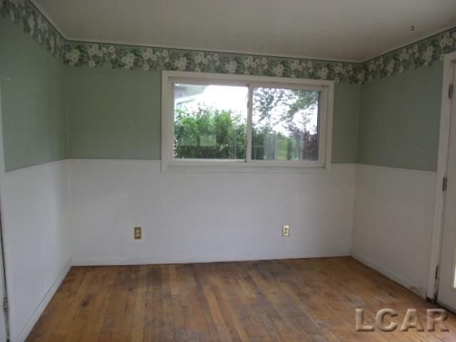 1174 East Gorman Road Adrian, MI 49221 - Photo 5 of 22 31250389-4.JPG
