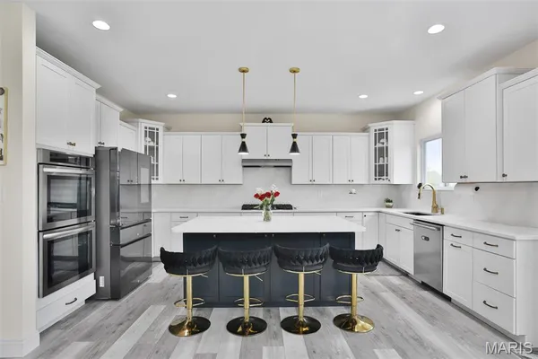 $615,000 | 112 Westhaven View Drive, Wentzville, MO 63385