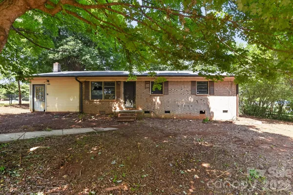 $139,900 | 1393 Field Circle, Hickory, NC 28602