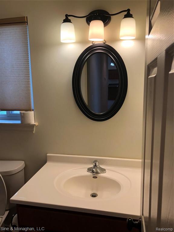9526 Amy Road Algonac, MI 48001 - Photo 27 of 39