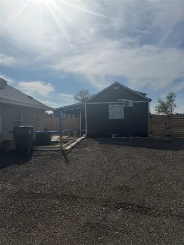 $1,500 | 217 Highway 21, Cedar Creek, TX 78612