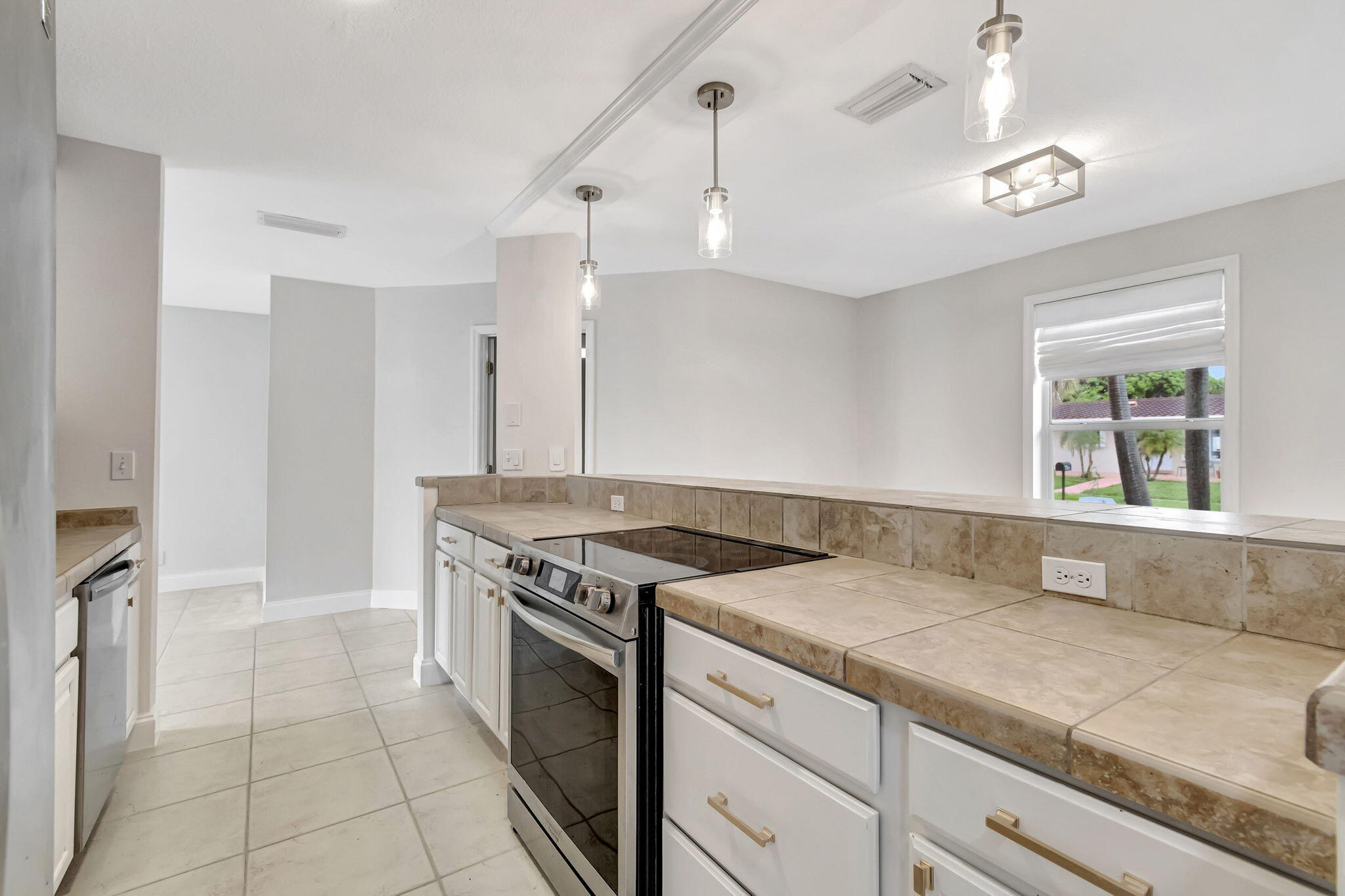 3799 Northwest 2nd Court Boca Raton, FL 33431 - Photo 13 of 50 14-web-or-mls-DSC_3710