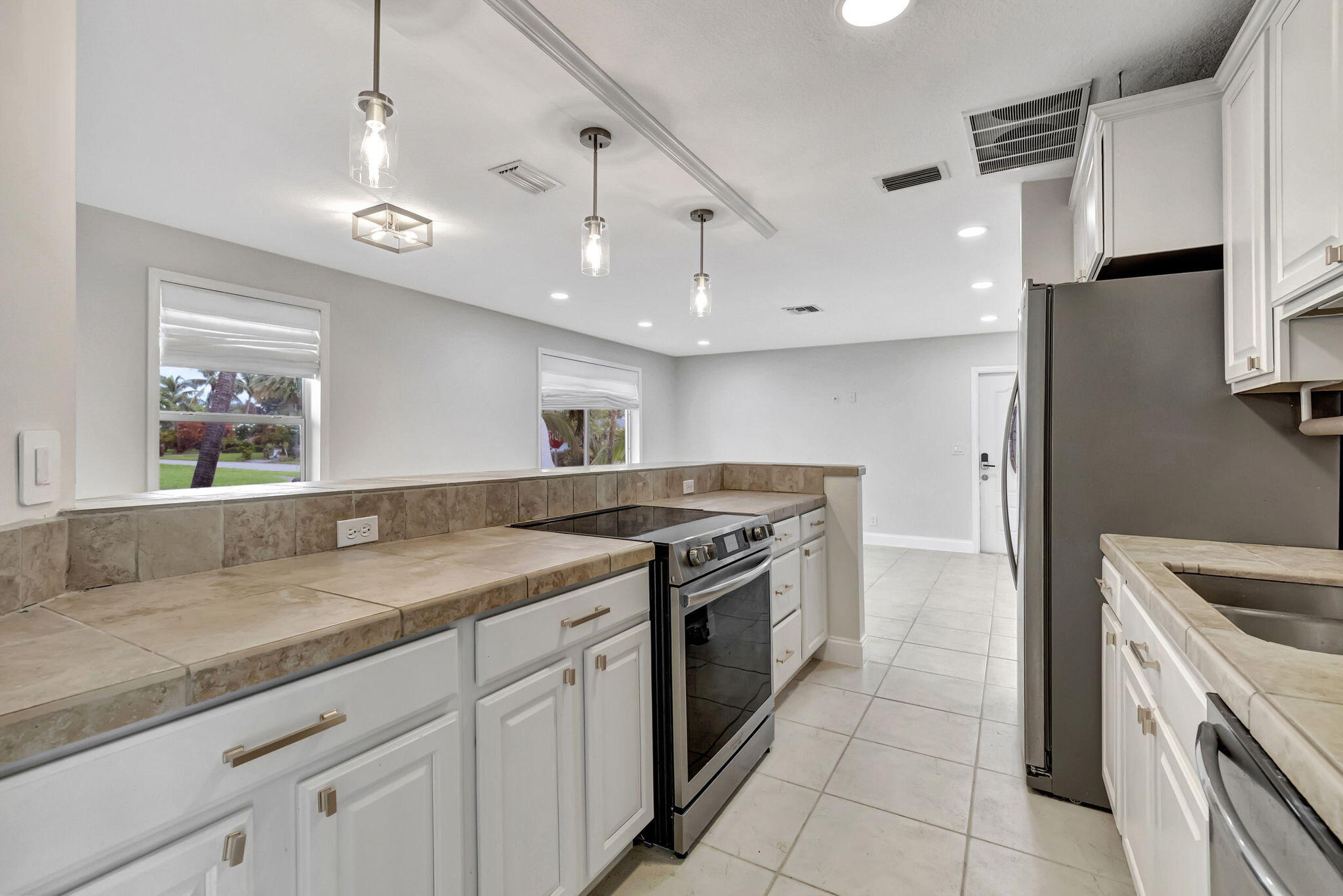 3799 Northwest 2nd Court Boca Raton, FL 33431 - Photo 16 of 50 17-web-or-mls-DSC_3725