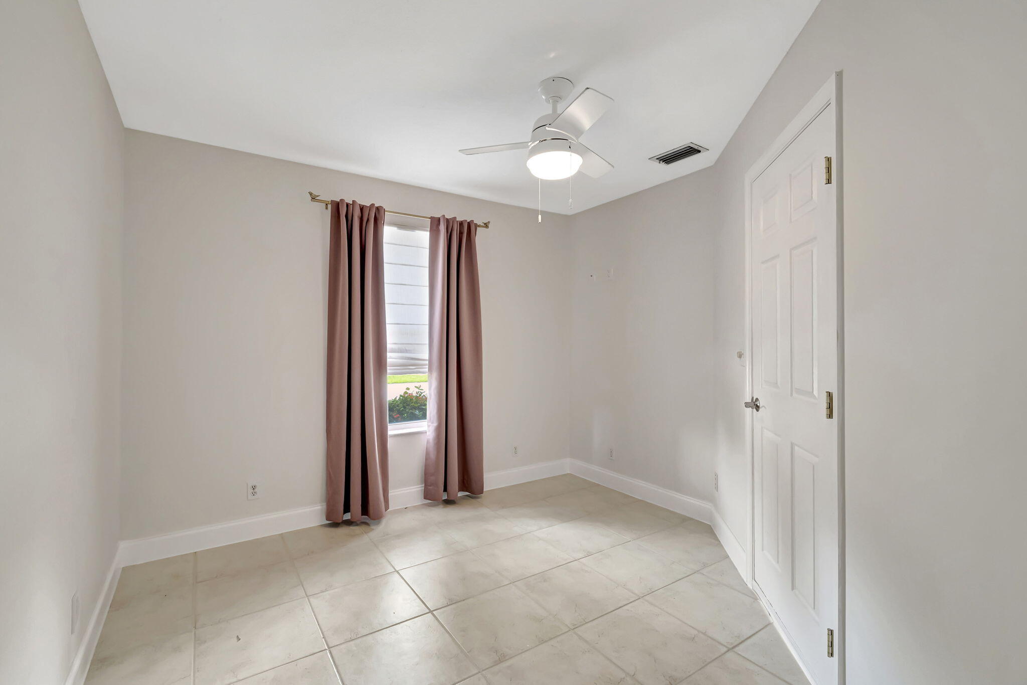 3799 Northwest 2nd Court Boca Raton, FL 33431 - Photo 20 of 50 21-web-or-mls-DSC_3745
