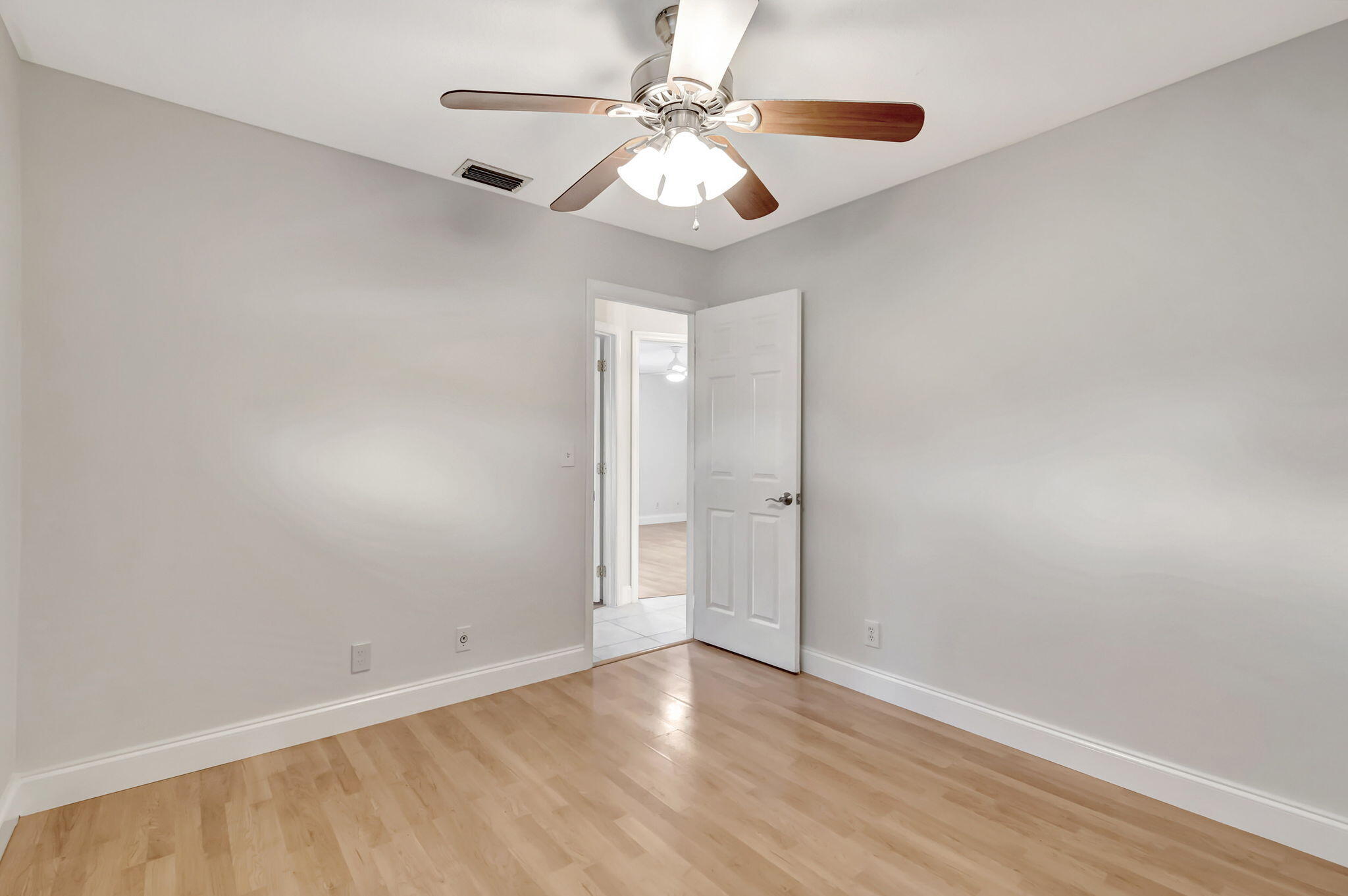 3799 Northwest 2nd Court Boca Raton, FL 33431 - Photo 27 of 50 28-web-or-mls-DSC_3785