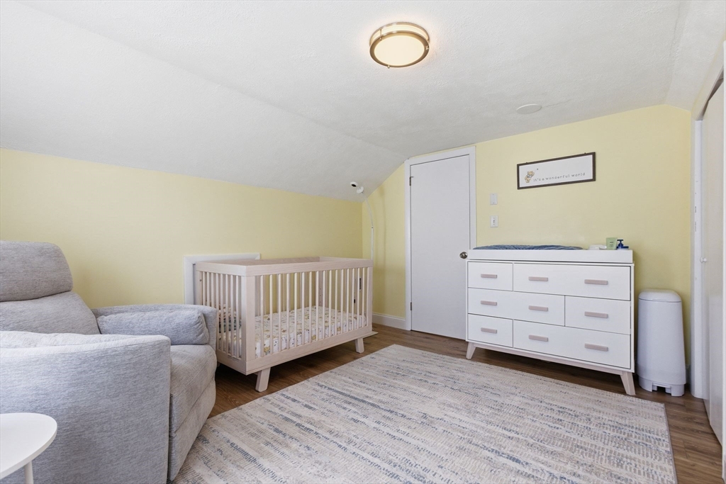 7 Maple Street, Unit 7 Reading, MA 01867 - Photo 25 of 40